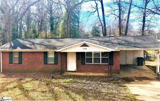 109 Oak Dr, Greenville, SC 29611