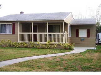 766 40th Ave NE, Saint Petersburg, FL 33703
