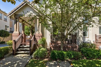 140 Chetwood Dr, Mountain View, CA 94043
