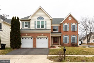 25799 Mandeville Dr, Chantilly, VA 20152