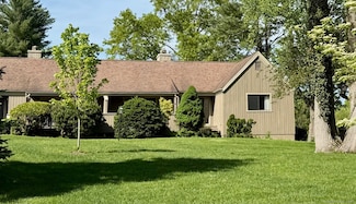 133 Bannock Ln Unit A, Stratford, CT 06614