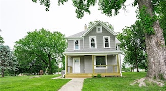 1408 S 8th St, Atchison, KS 66002