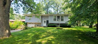 2813 Tecumseh St, Portage, IN 46368