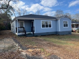 408 Fairview Ave, Opp, AL 36467