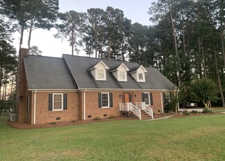 4259 Pinewood Dr, Ayden, NC 28513
