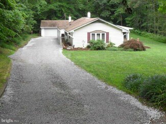 10336 Madison Dr, Lorton, VA 22079