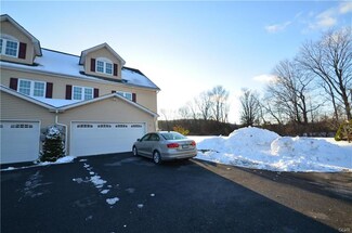 137 Sciota Garden Rd, Sciota, PA 18354