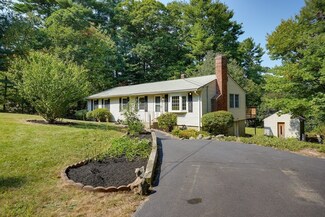 13 Hilltop Dr, Burlington, MA 01803