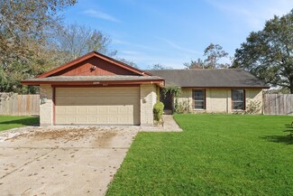 8443 Gulfwood Ln, Houston, TX 77075