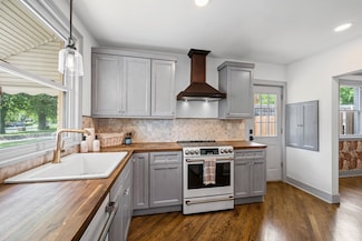 1607 Riverside Dr, Nashville, TN 37216