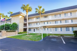 5515 Rattlesnake Hammock Rd Unit 108, Naples, FL 34113