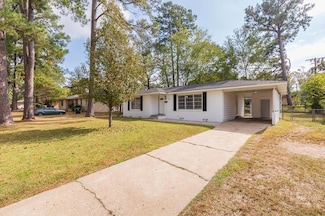 417 Vine Dr, Lufkin, TX 75904