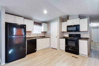 1231 Hebert Ave Unit 71, Breaux Bridge, LA 70517