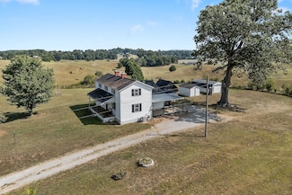 1298 S Bunker Hill Rd, Sparta, TN 38583