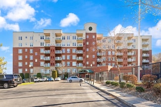 36 Village Rd Unit 506, Middleton, MA 01949