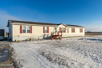 1708 Cedar St NE, Emerado, ND 58228