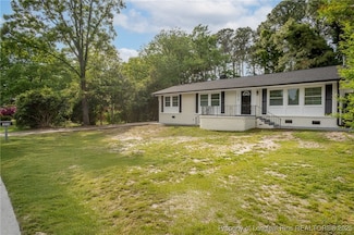 1016 Martindale Dr, Fayetteville, NC 28304