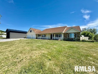 677 County Road 1350 N, Wayne City, IL 62895