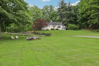 275 Otterkill Rd, New Windsor, NY 12553