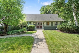 6337 Piping Rock Rd, Madison, WI 53711