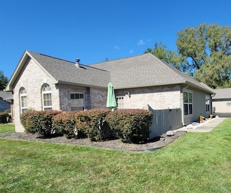 7642 Briarstone Ln, Indianapolis, IN 46227