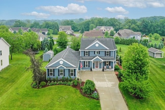 148 Arnold Ct, Dousman, WI 53118