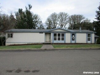 1050 SW Pioneer Dr, Willamina, OR 97396