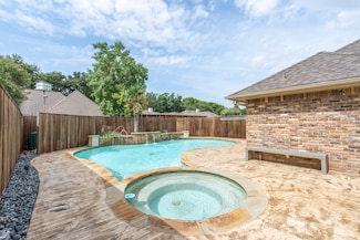6910 Flintcove Dr, Dallas, TX 75248