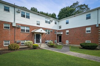 6 Venice St Unit E4, Danvers, MA 01923