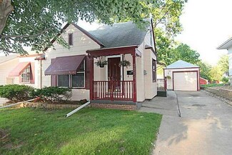 3925 13th St, Des Moines, IA 50313
