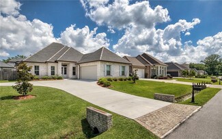 103 Wild Magnolia Cir, Belle Chasse, LA 70037