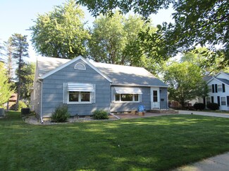 109 9th Ave, Worthington, MN 56187