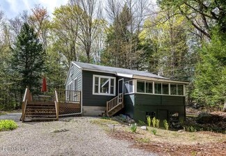 30 Lake Dr, Williamsburg, MA 01096