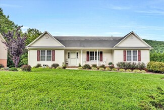 486 Teresa Ln, Roanoke, VA 24019