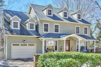 121 E Washington Ave, Atlantic Highlands, NJ 07716