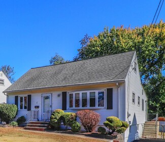 47 Forrest St, Iselin, NJ 08830