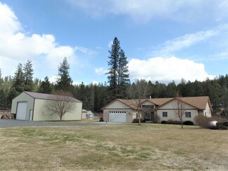 61 Paradise Cove Rd, Kettle Falls, WA 99141