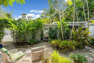 3686 Loquat Ave, Miami, FL 33133