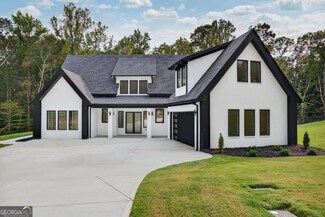 127 Deer Canyon Dr, Auburn, GA 30011