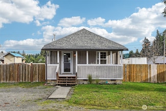 121 3rd St NW, Carbonado, WA 98323