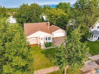 1320 102nd Ave W, Duluth, MN 55808