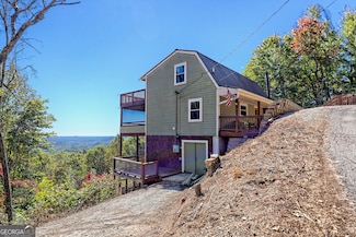 41 Ginger Ln, Clayton, GA 30525