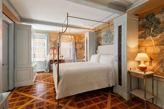 35 E 76th St Unit 415, New York, NY 10021