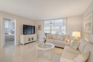 15 Willowbrook Ln Unit 1010, Delray Beach, FL 33446