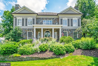 2501 N Lincoln St, Arlington, VA 22207