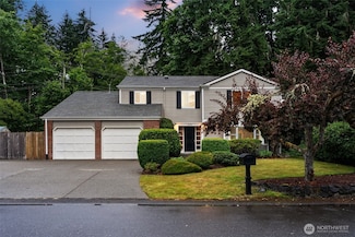2151 Beverly Beach Dr NW, Olympia, WA 98502