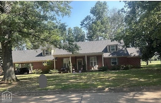 1 Country Club Rd, Newport, AR 72112