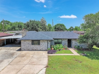 1103 Glenmore Dr, Pasadena, TX 77503