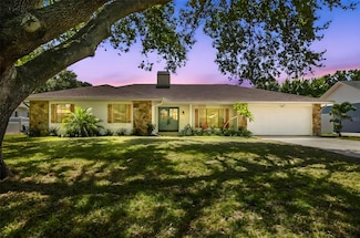 2004 Varner Cir, Winter Haven, FL 33884