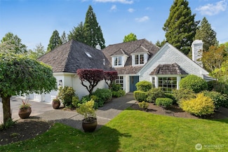 8604 NE 10th St, Medina, WA 98039